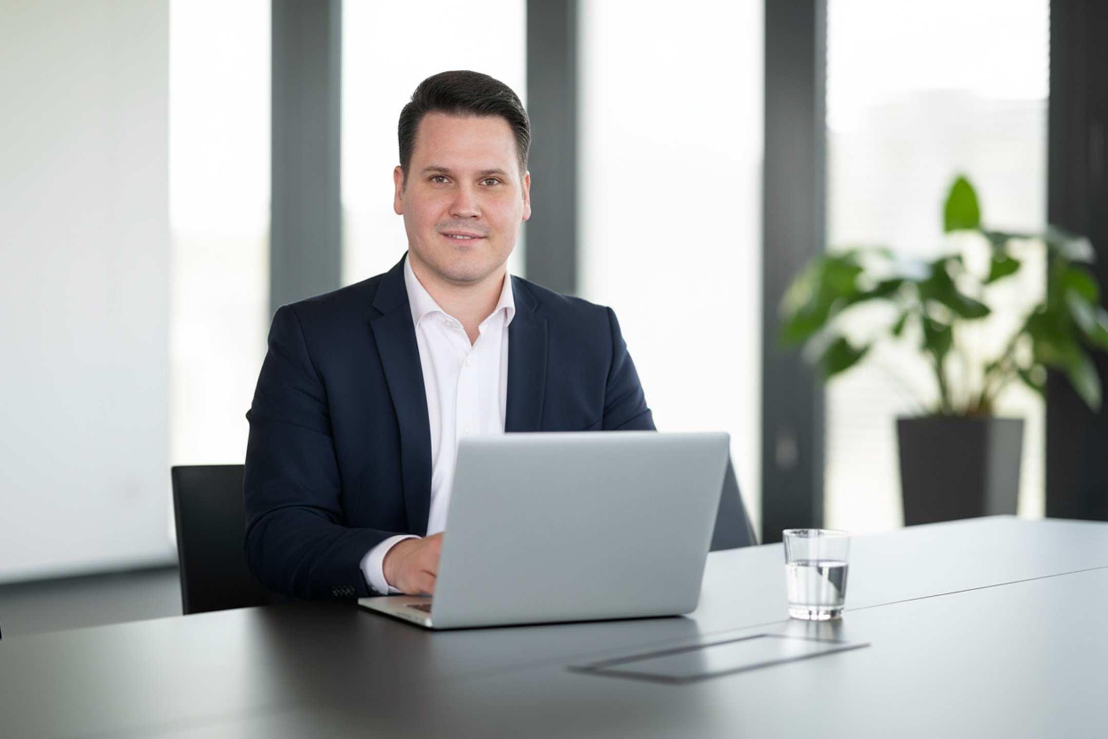 Dr. Manuel G. Feller, LL.M. (Eur.)